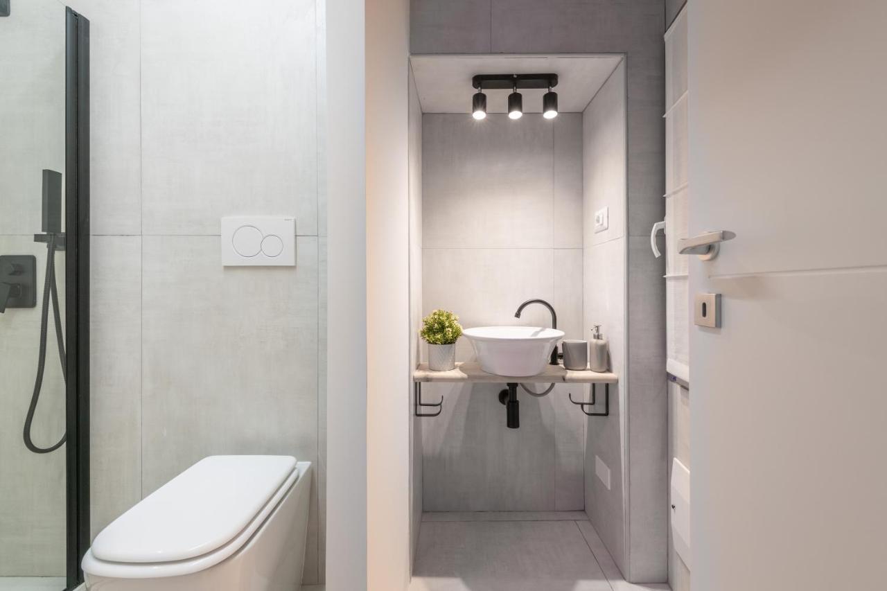 A E C Homedesign Stampace Cagliari Luaran gambar