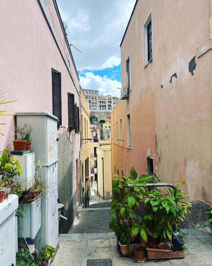 A E C Homedesign Stampace Cagliari Luaran gambar
