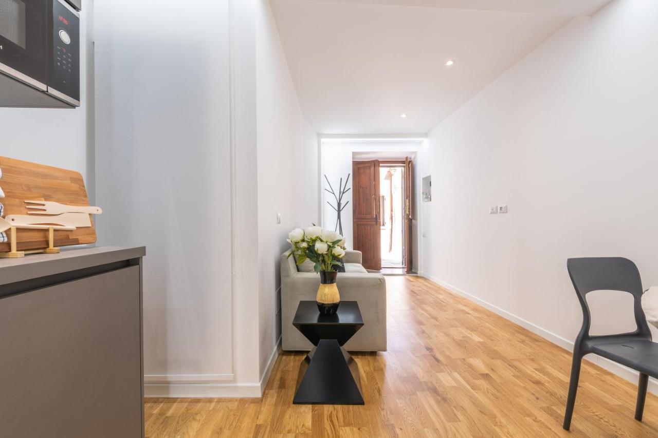A E C Homedesign Stampace Cagliari Luaran gambar