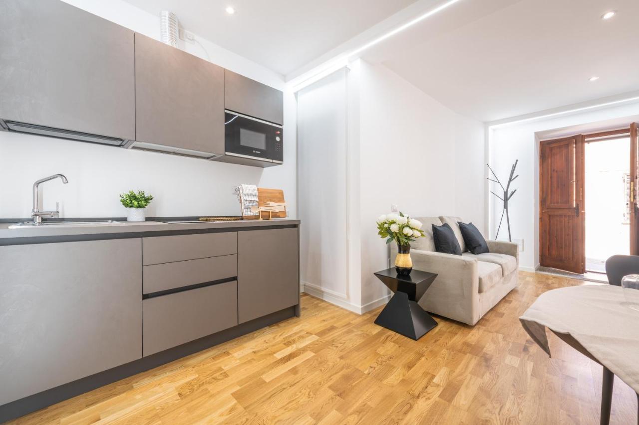 A E C Homedesign Stampace Cagliari Luaran gambar